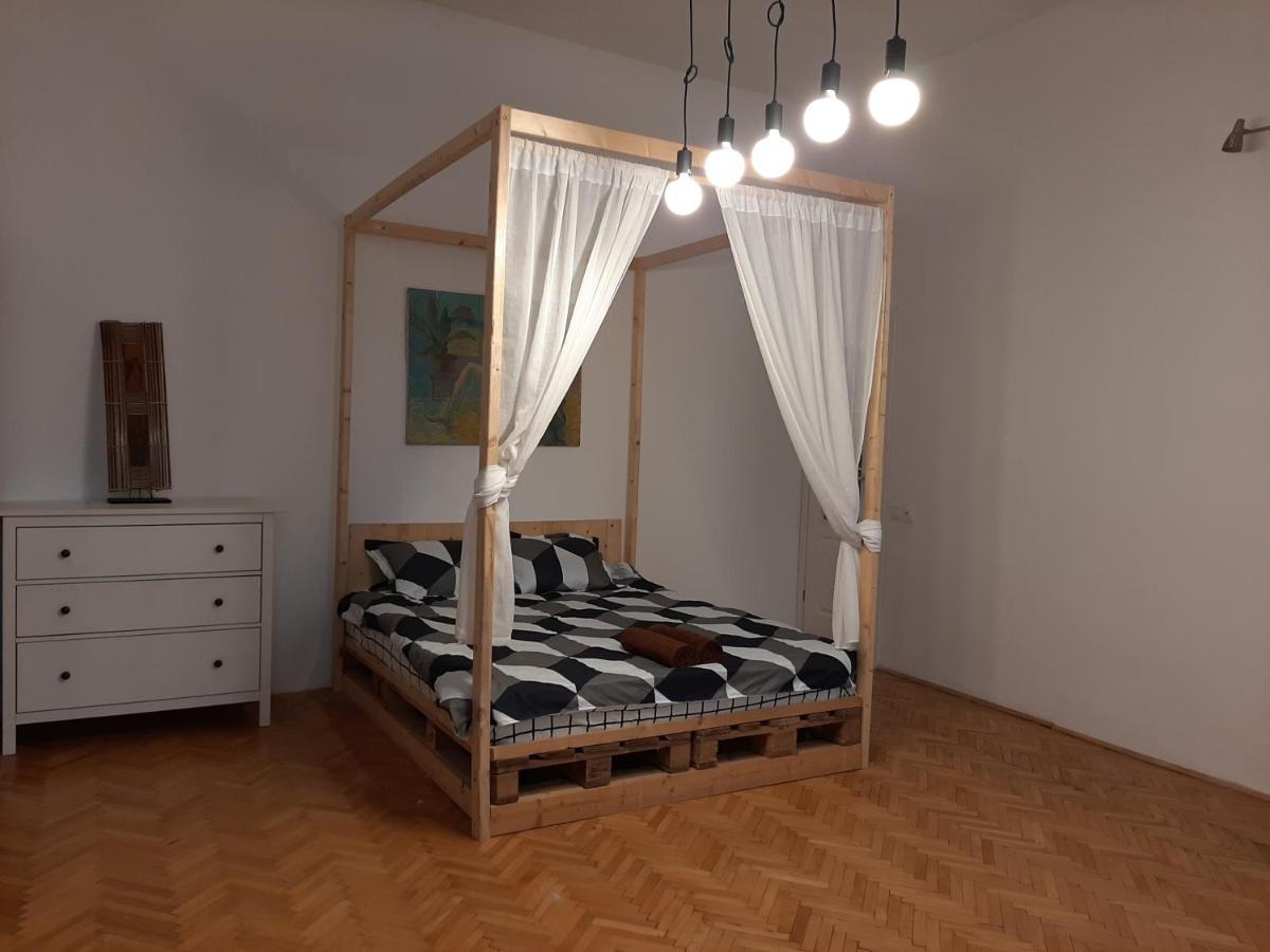 Venus Apartment Brasov Bagian luar foto